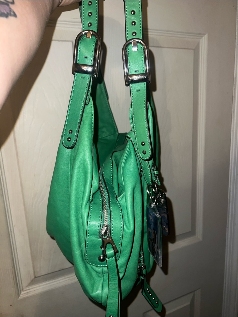 B makowsky shoulder bag in green - Picture 10 of 12